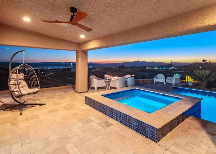 Views! Luxury W/ Pool, & Fire Pit! * Lake Havasu City
