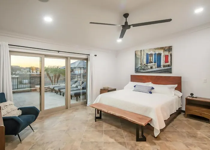 Views! Luxury W/ Pool, & Fire Pit! Lake Havasu City