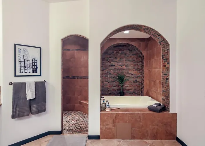 Views! Luxury W/ Pool, & Fire Pit! * Lake Havasu City